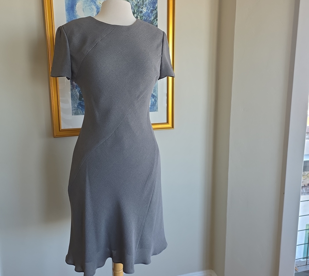 💙Kay Unger Gray Diagonal Seam Dress